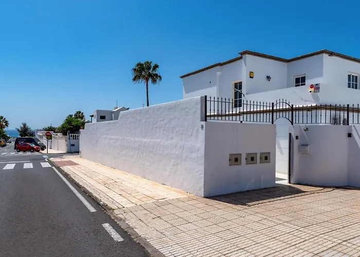 Mannat By * Puerto del Carmen (Lanzarote)